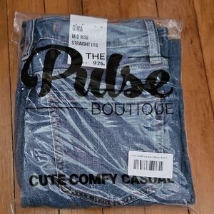 Pulse Mid Rise Straight Leg Jeans - Light Blue